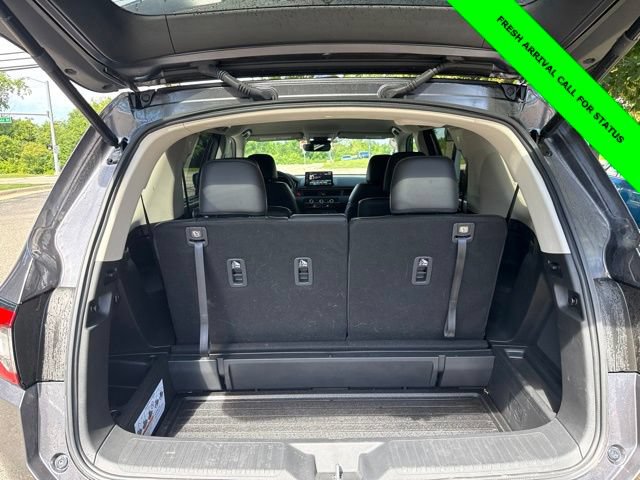 Used 2025 Honda Pilot EX-L image 13
