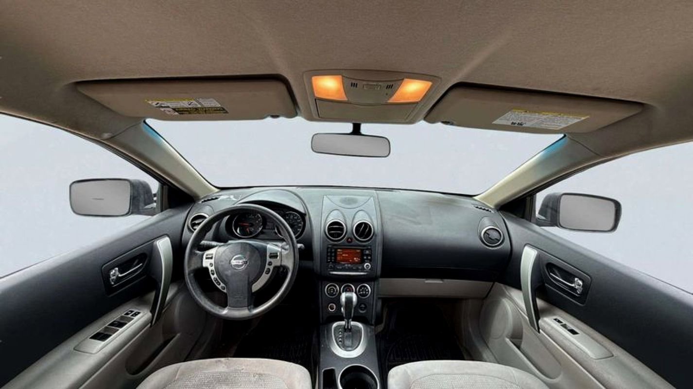 Used 2011 Nissan Rogue SV image 9