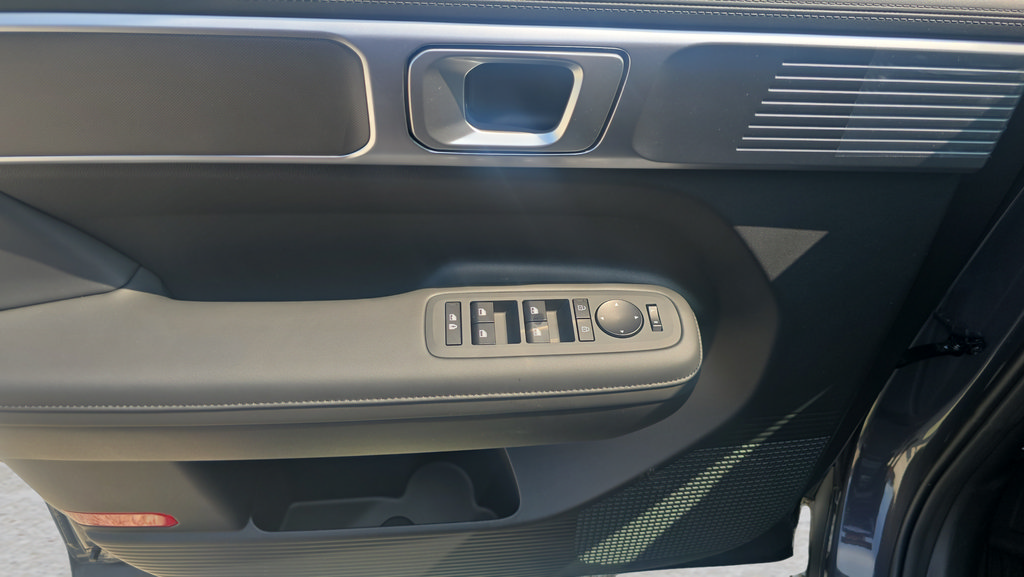 New 2026 Hyundai Santa Fe SEL AWD/4WD image 16