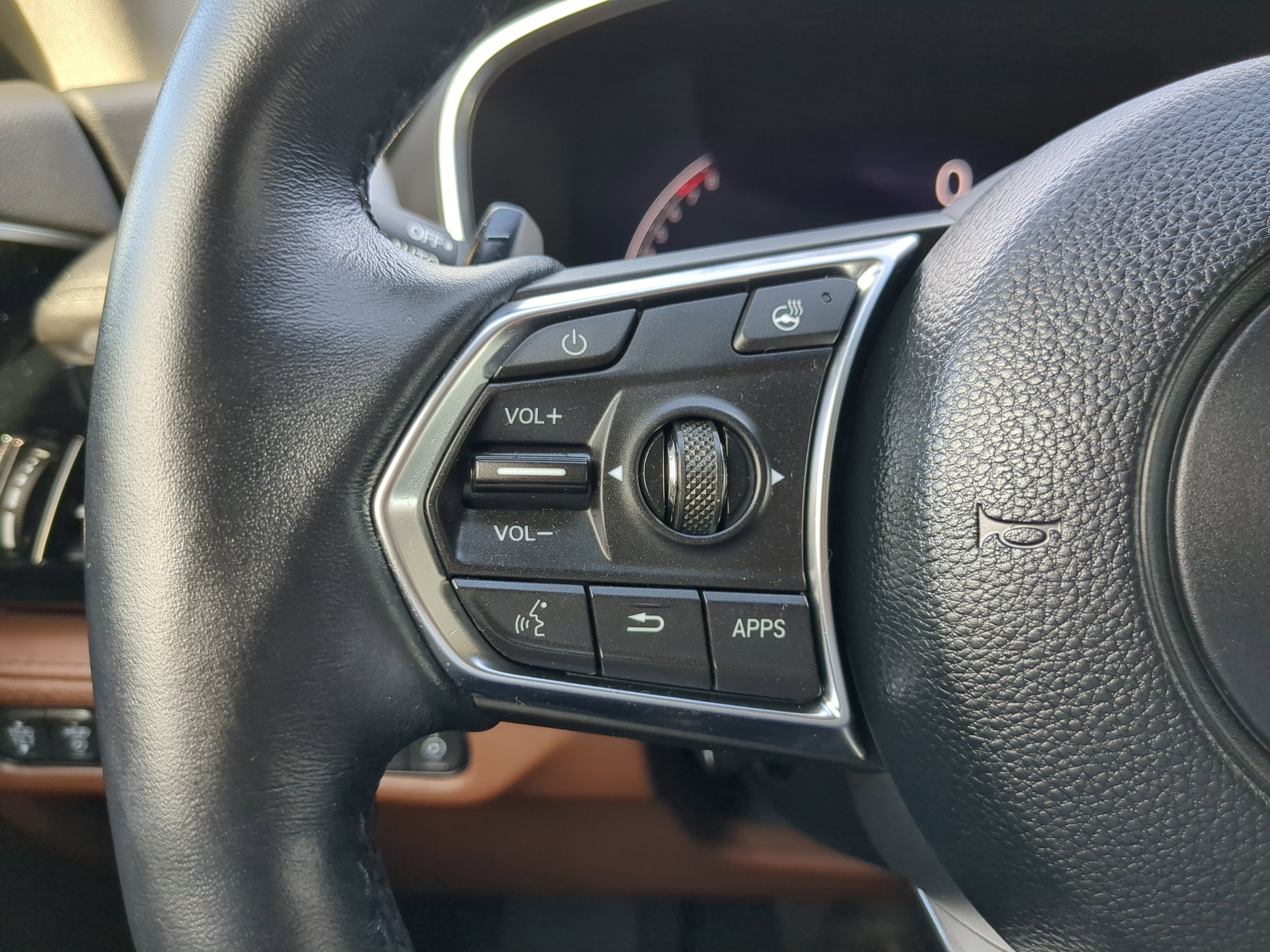 Used 2022 Acura MDX SH-AWD w/ Advance Package image 30