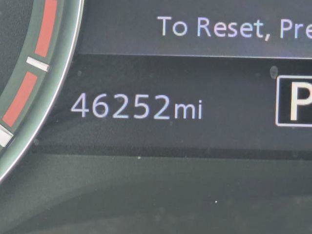 Used 2020 Nissan Titan SV RWD image 32