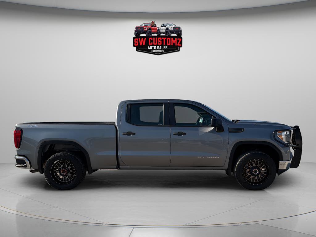 Used 2021 GMC Sierra 1500 4x4 Crew Cab w/ Trailering Package image 8