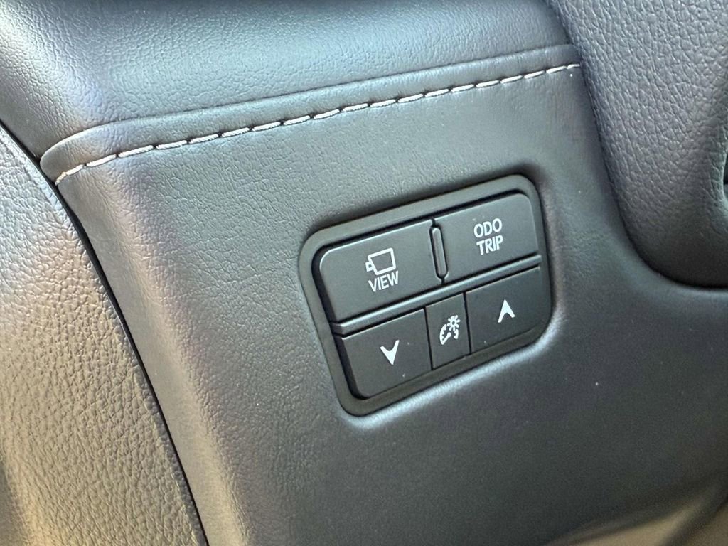 Used 2024 Lexus LX 600 4WD w/ Appearance Package image 22