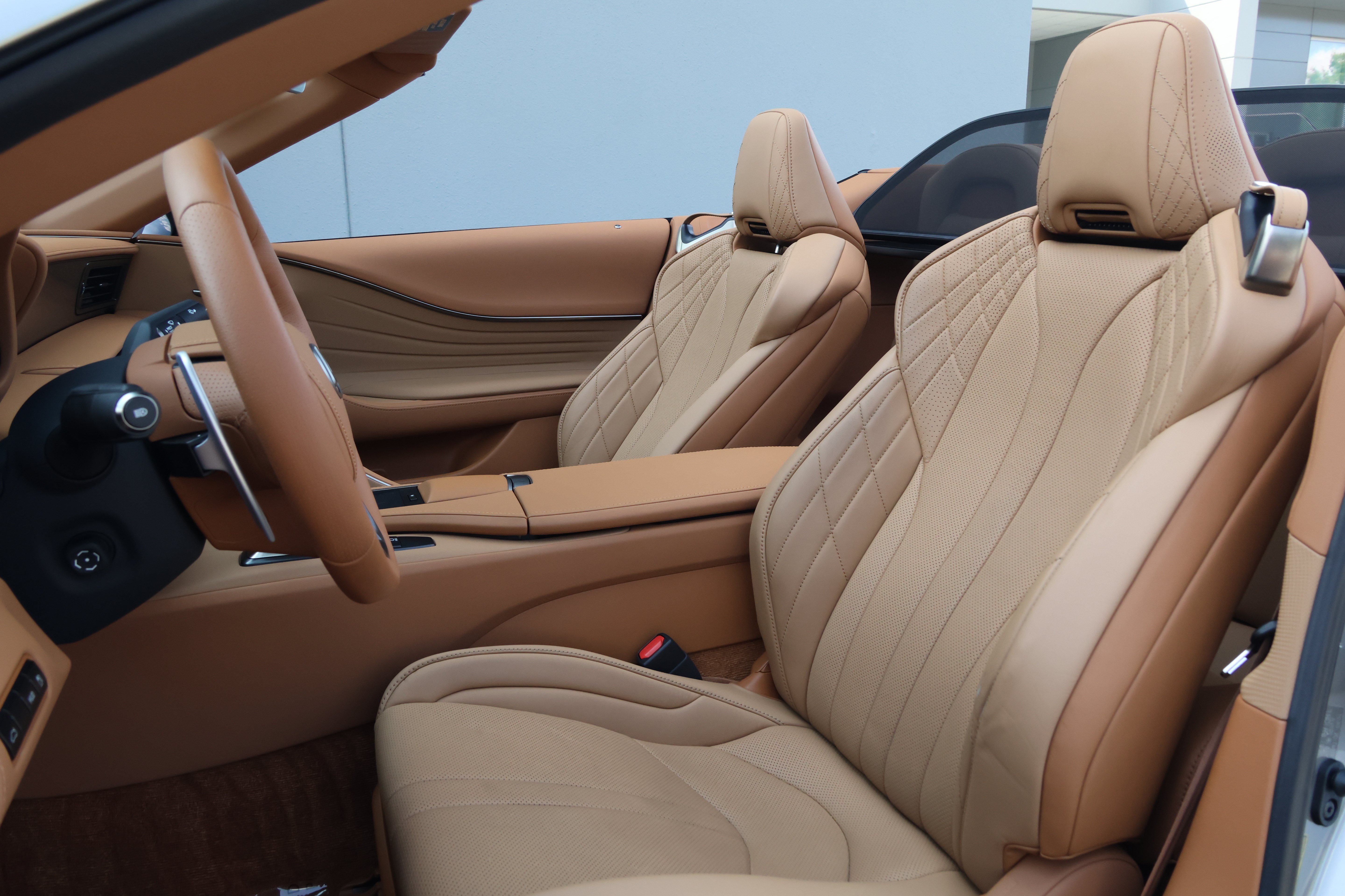 Used 2021 Lexus LC 500 Convertible w/ Touring Package RWD image 33