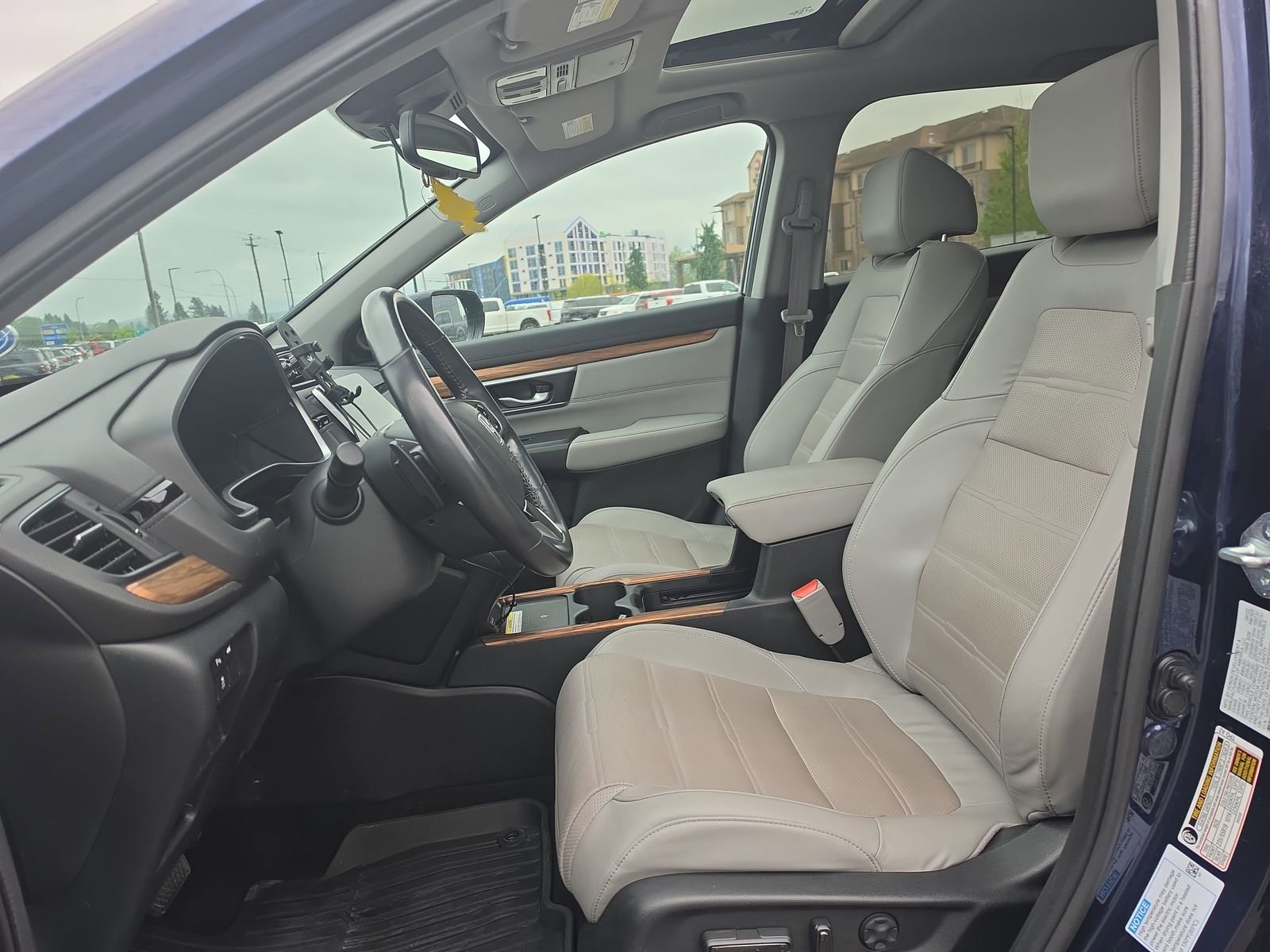 Used 2022 Honda CR-V Touring image 10