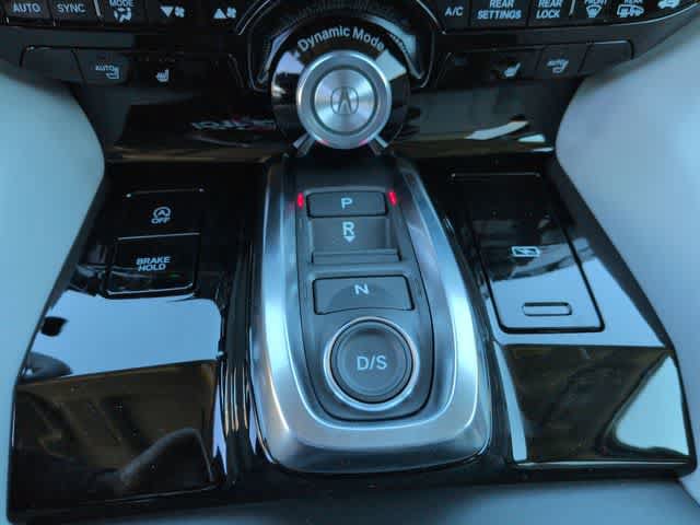 Certified 2026 Acura MDX w/ Technology Package FWD image 35