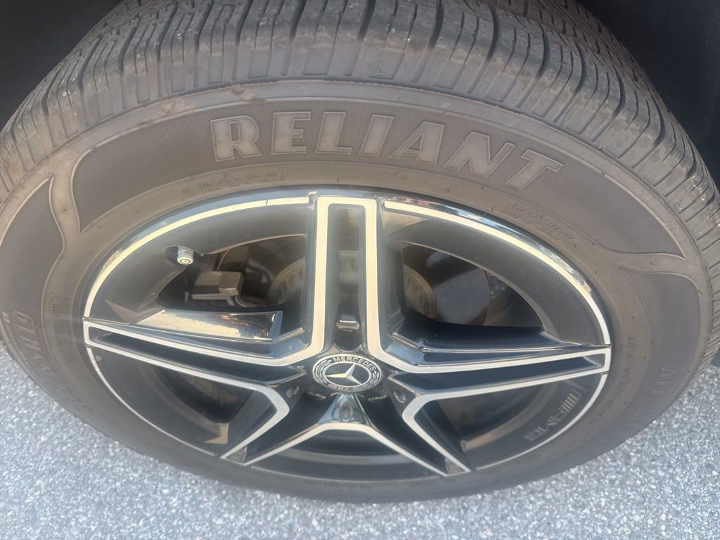 Used 2021 Mercedes-Benz GLC 300 image 10