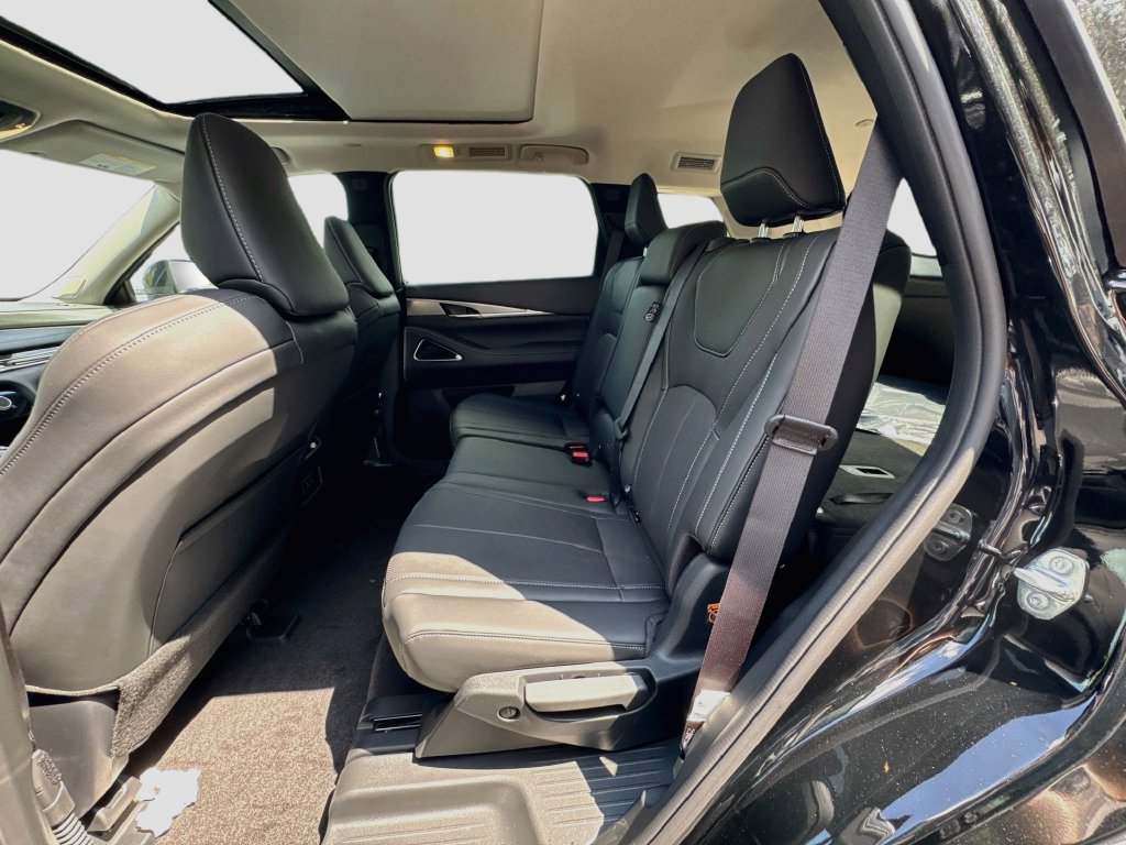 New 2027 INFINITI QX60 Luxe w/ Cargo Package FWD image 26