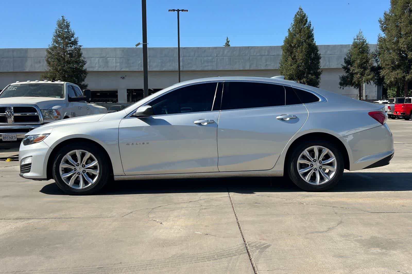 Used 2021 Chevrolet Malibu LT FWD image 6