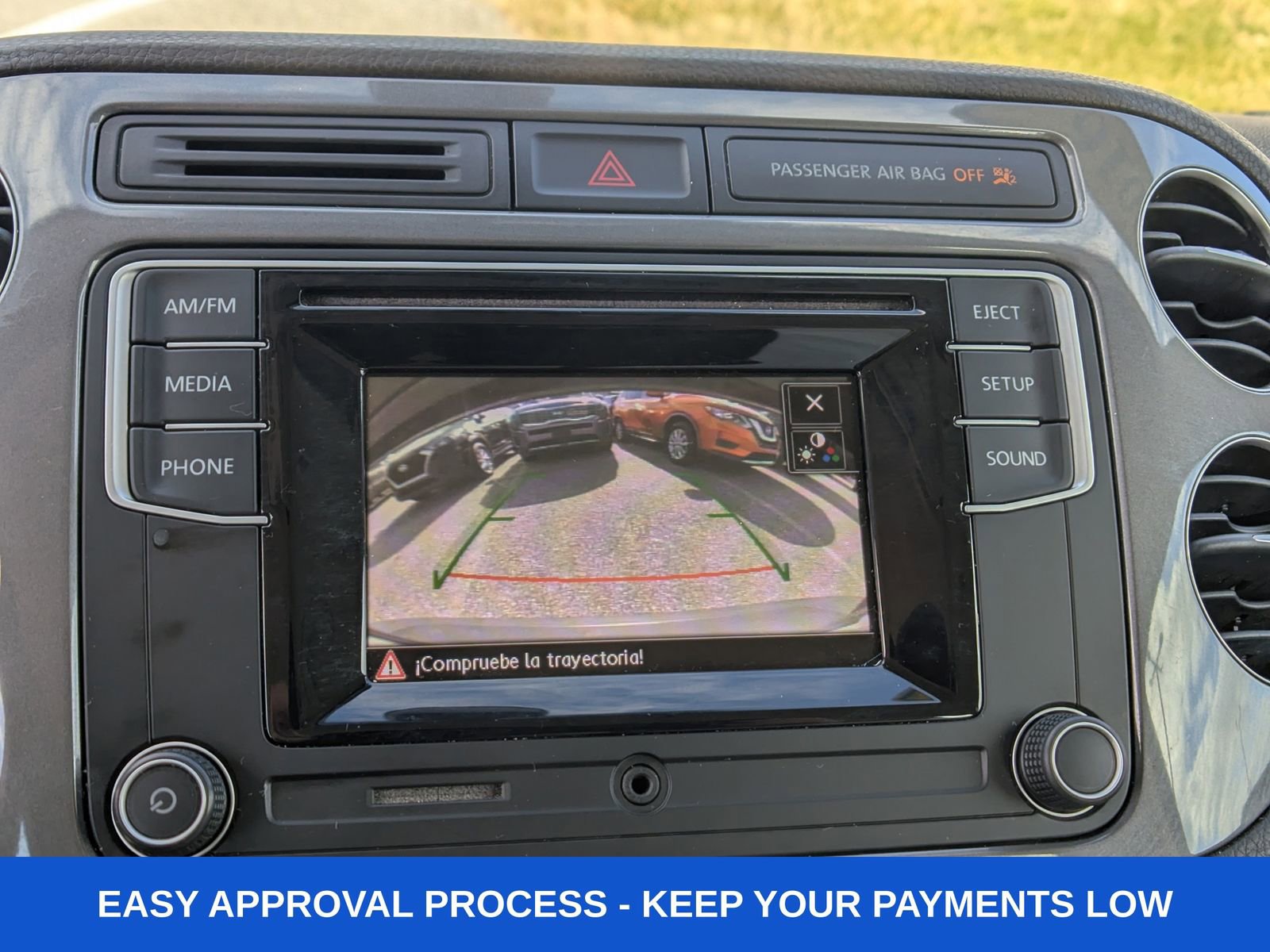 Used 2016 Volkswagen Tiguan S image 23