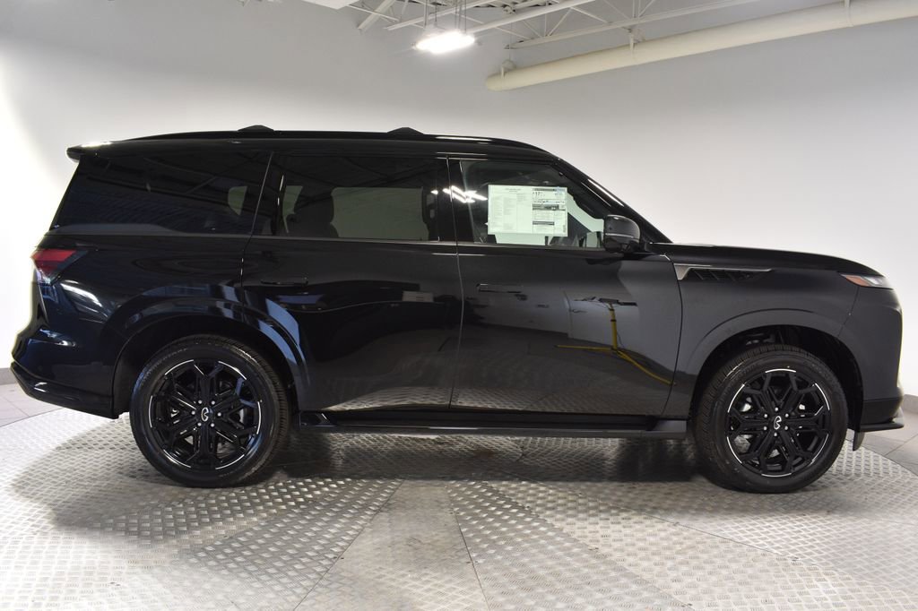 New 2026 INFINITI QX80 4WD w/ Sport Exterior Package image 7