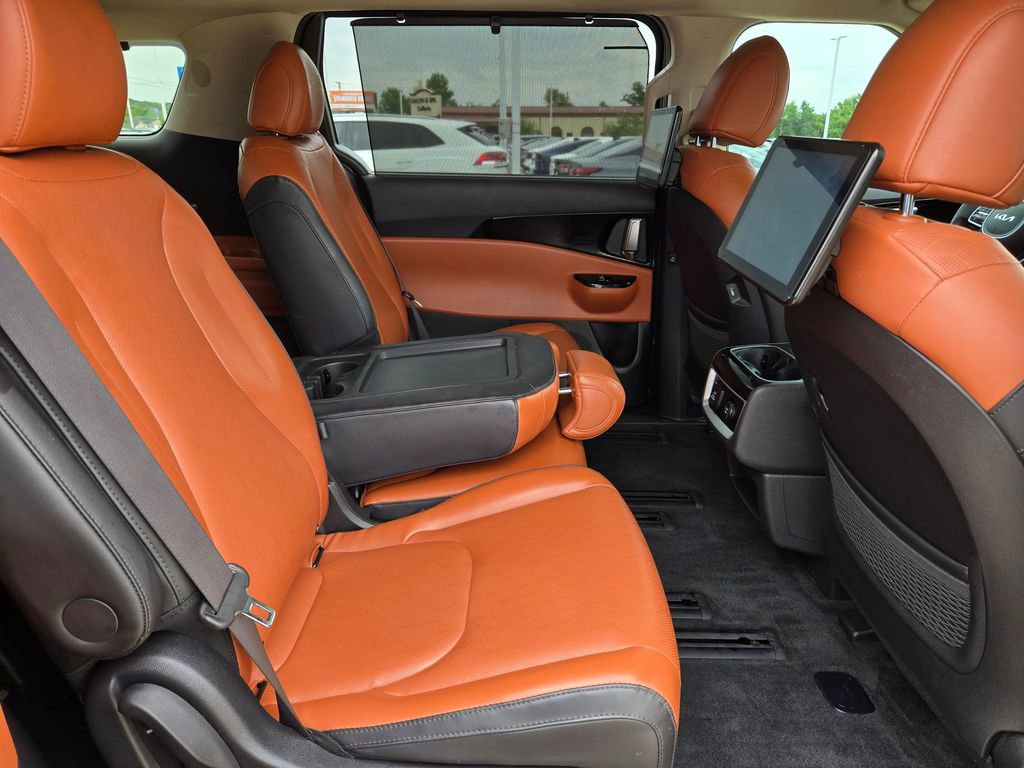 Used 2023 Kia Carnival SX FWD image 26
