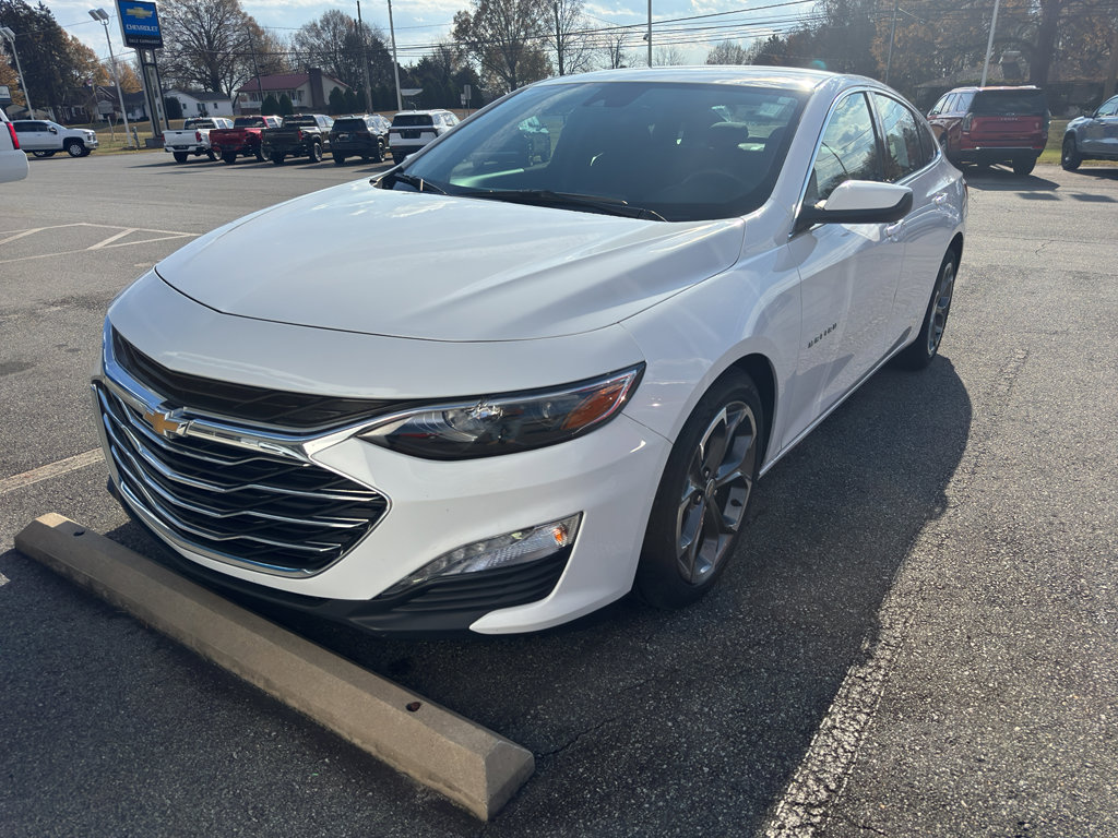 Used 2024 Chevrolet Malibu LT