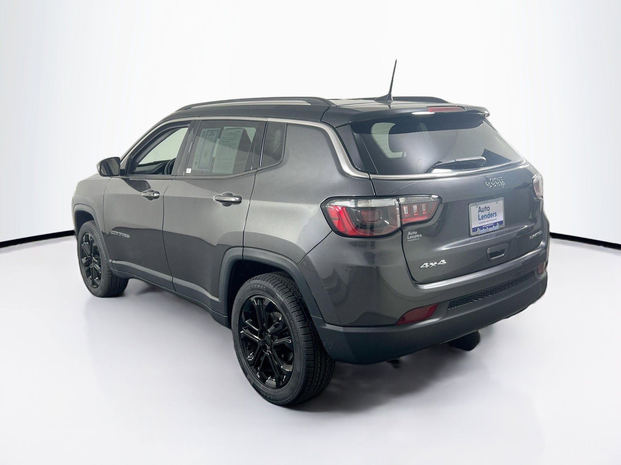 Used 2022 Jeep Compass Limited image 7