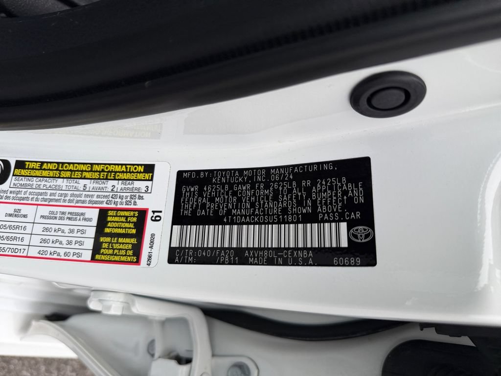 Used 2025 Toyota Camry LE FWD image 30
