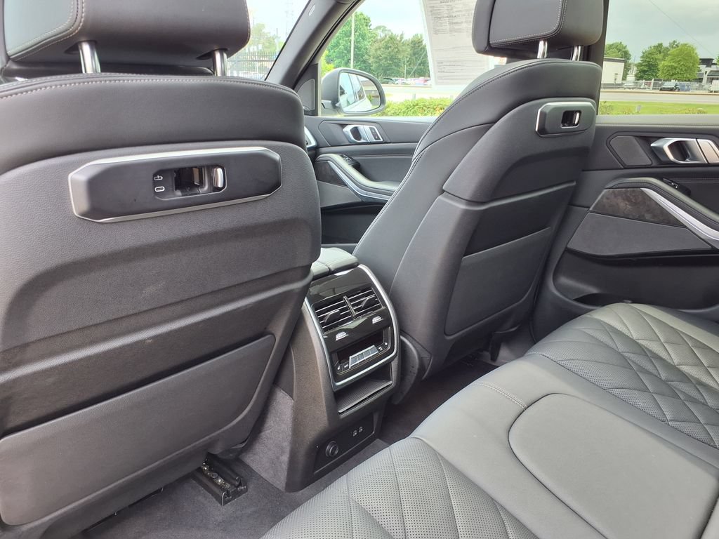 Used 2024 BMW X5 xDrive40i AWD/4WD image 20