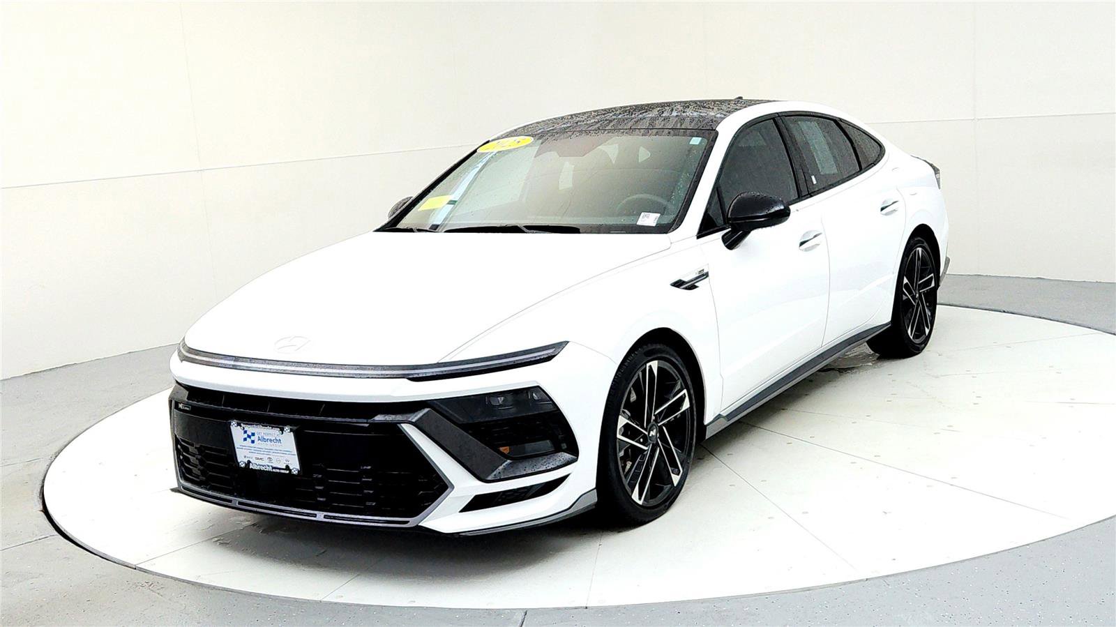 Used 2025 Hyundai Sonata N Line image 2