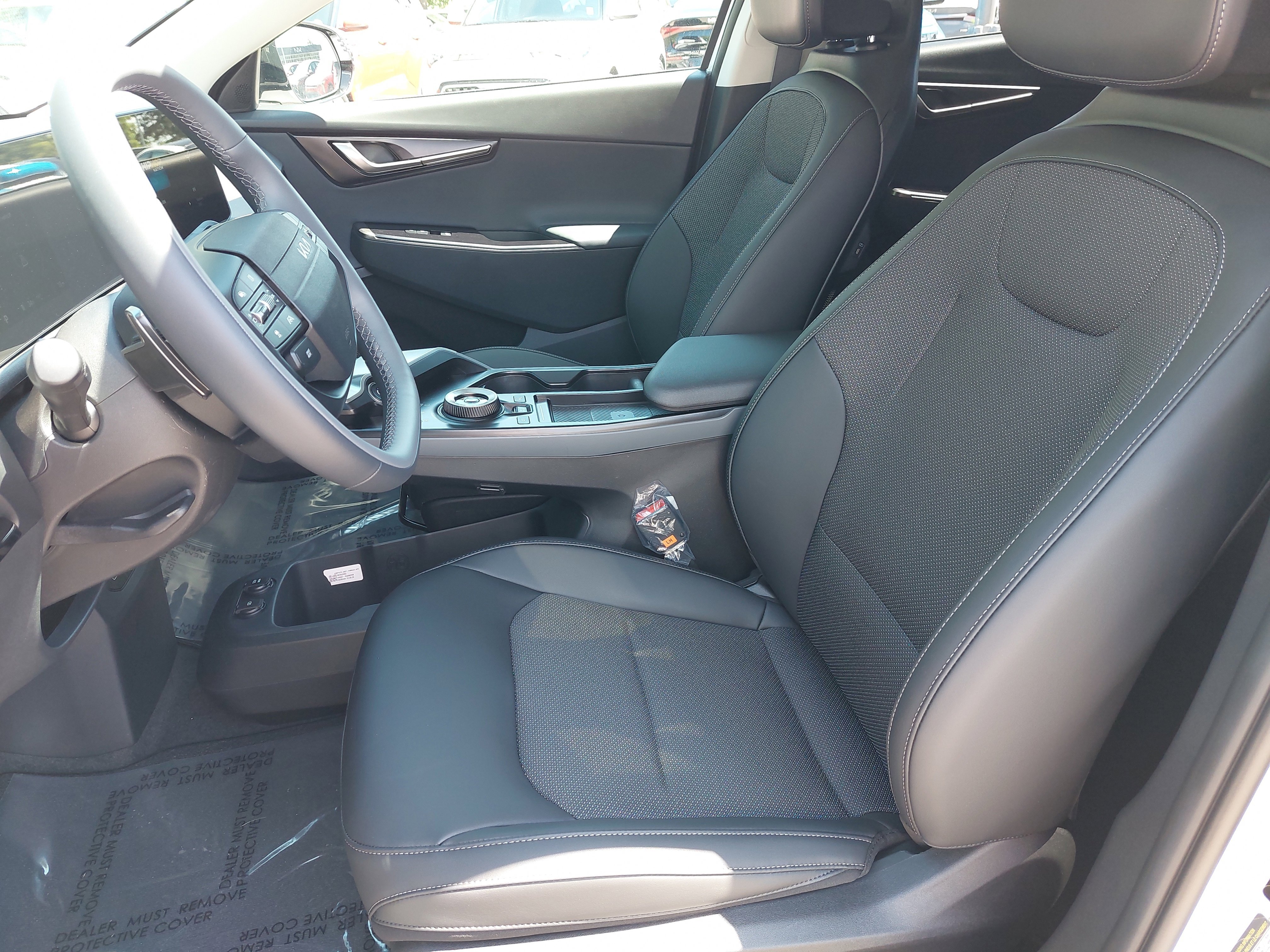 New 2025 Kia EV6 Light w/ Light LR Technology Package image 15