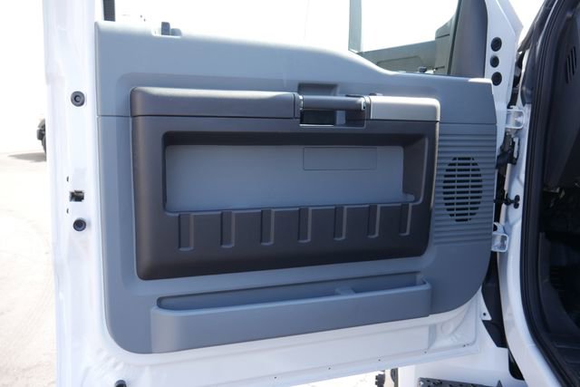 New 2027 Ford F750 2WD Regular Cab Super Duty image 9