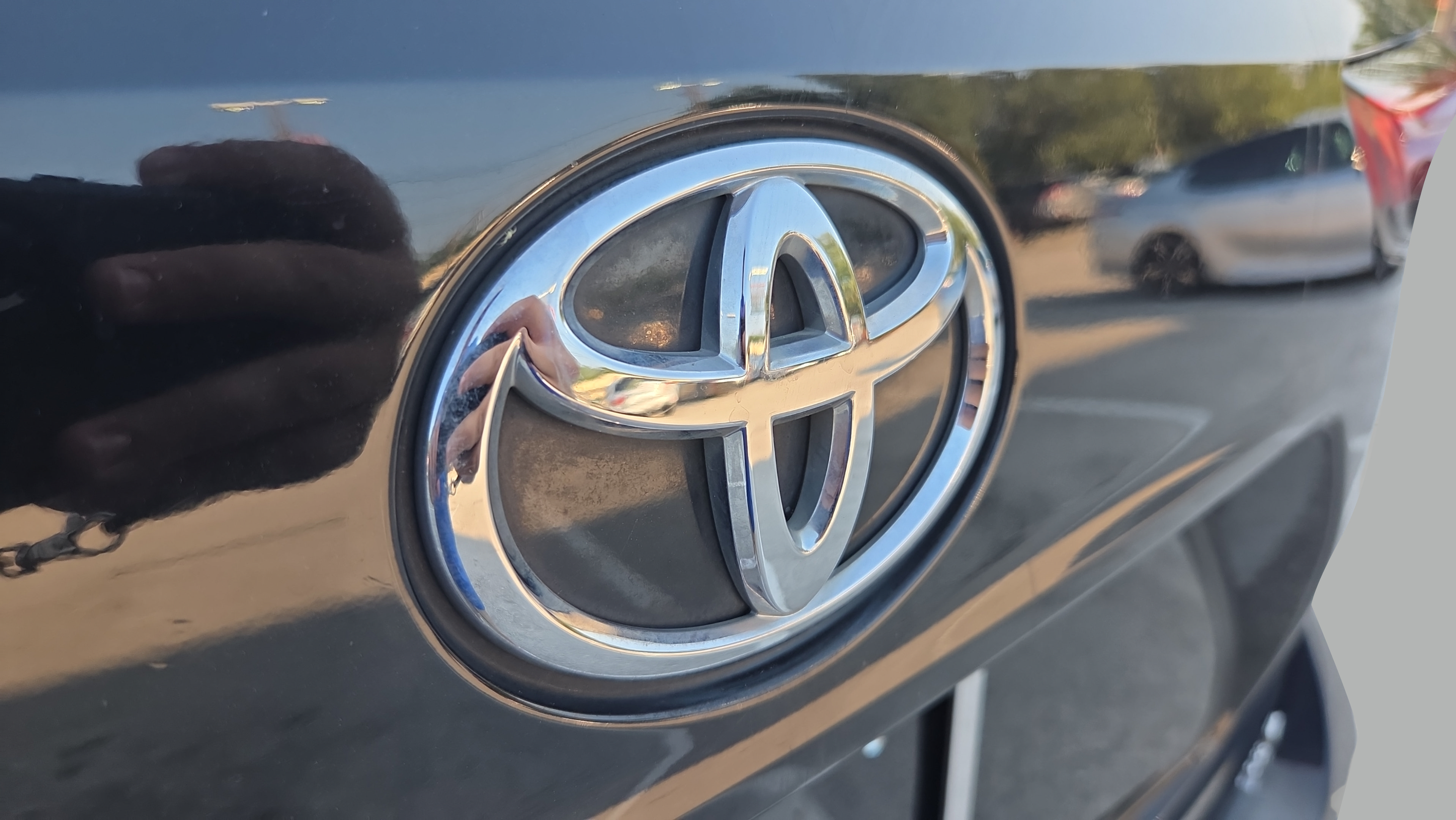 Used 2021 Toyota Highlander XLE FWD image 31