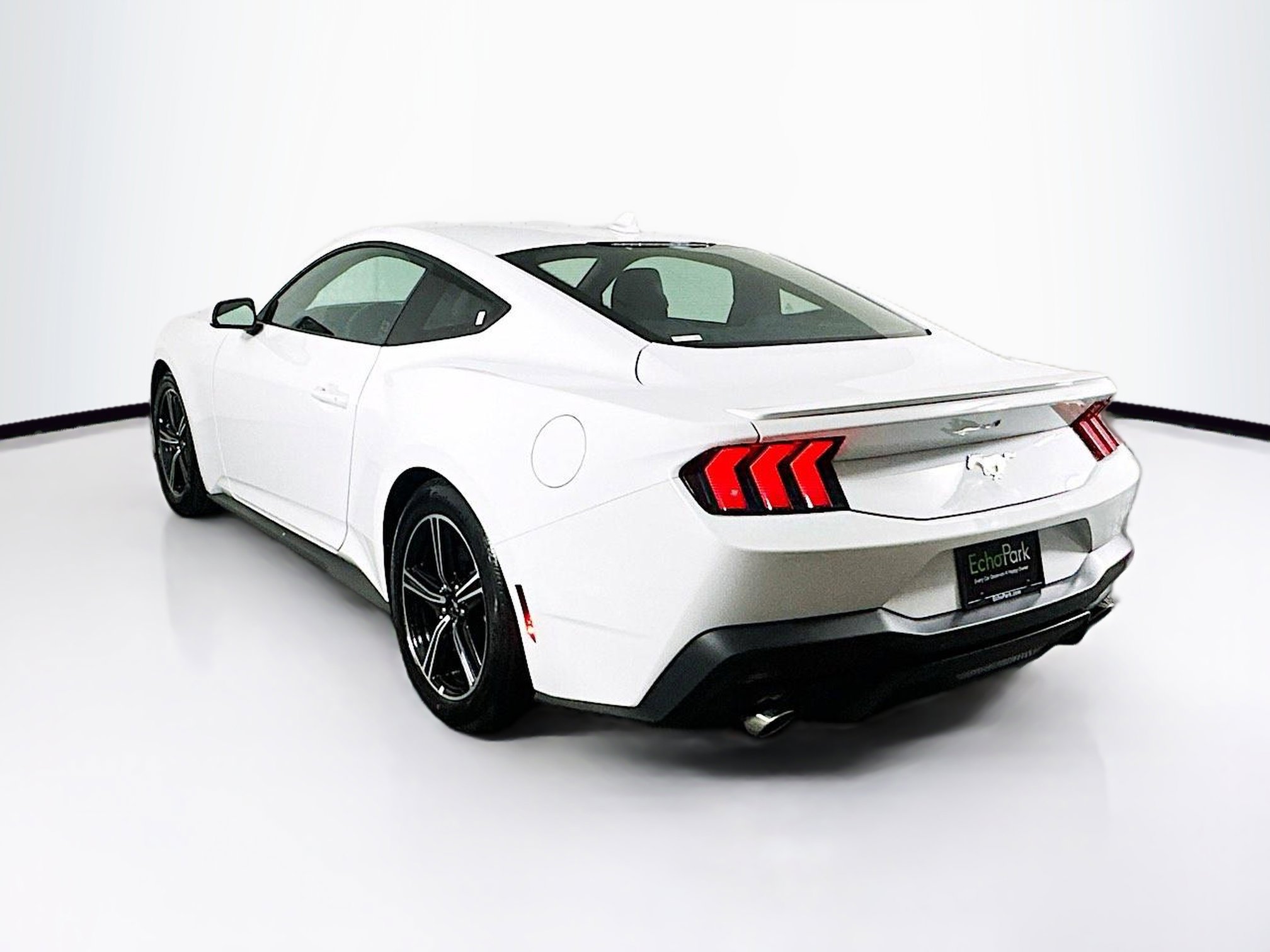 Used 2024 Ford Mustang Premium image 5