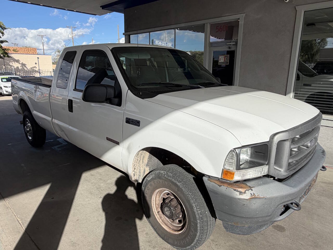 Used 2004 Ford F250 XL AWD/4WD image 2