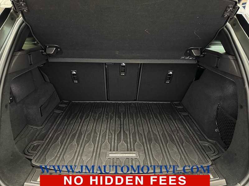 Used 2022 Land Rover Range Rover Evoque R-Dynamic SE image 16