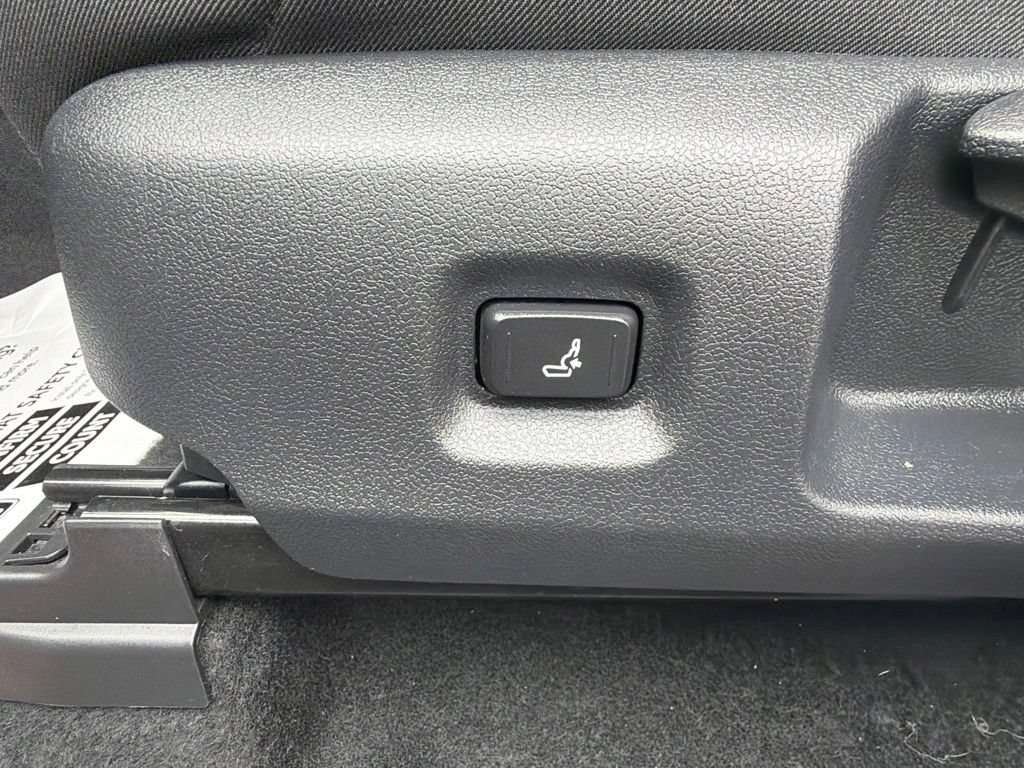 Certified 2024 Toyota Tacoma SR AWD/4WD image 38
