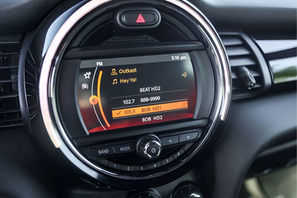 Used 2019 MINI Cooper Convertible w/ Premium Package FWD image 19