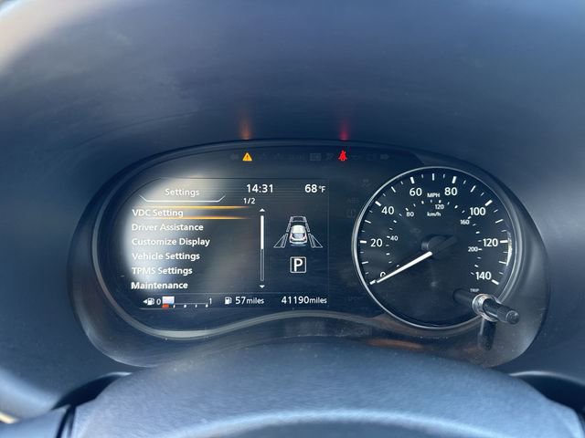 Used 2023 Nissan Kicks SR w/ SR Premium Package FWD image 18
