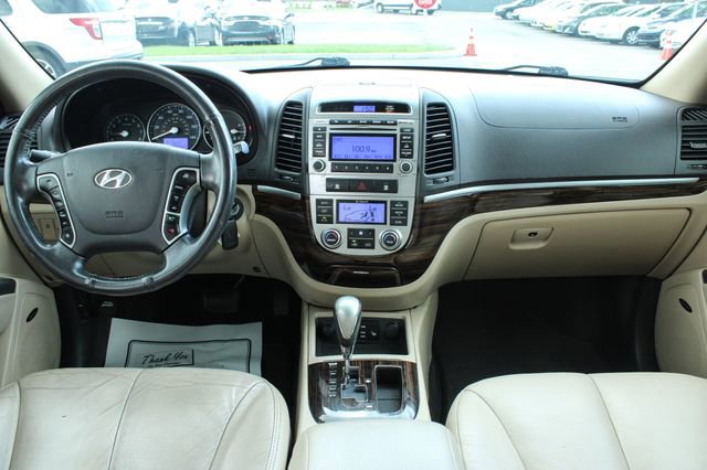 Used 2012 Hyundai Santa Fe Limited FWD image 16