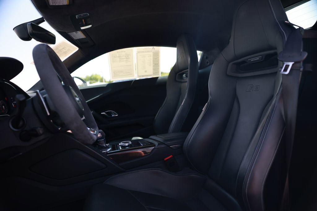 Used 2021 Audi R8 V10 performance w/ Full Leather Package image 28
