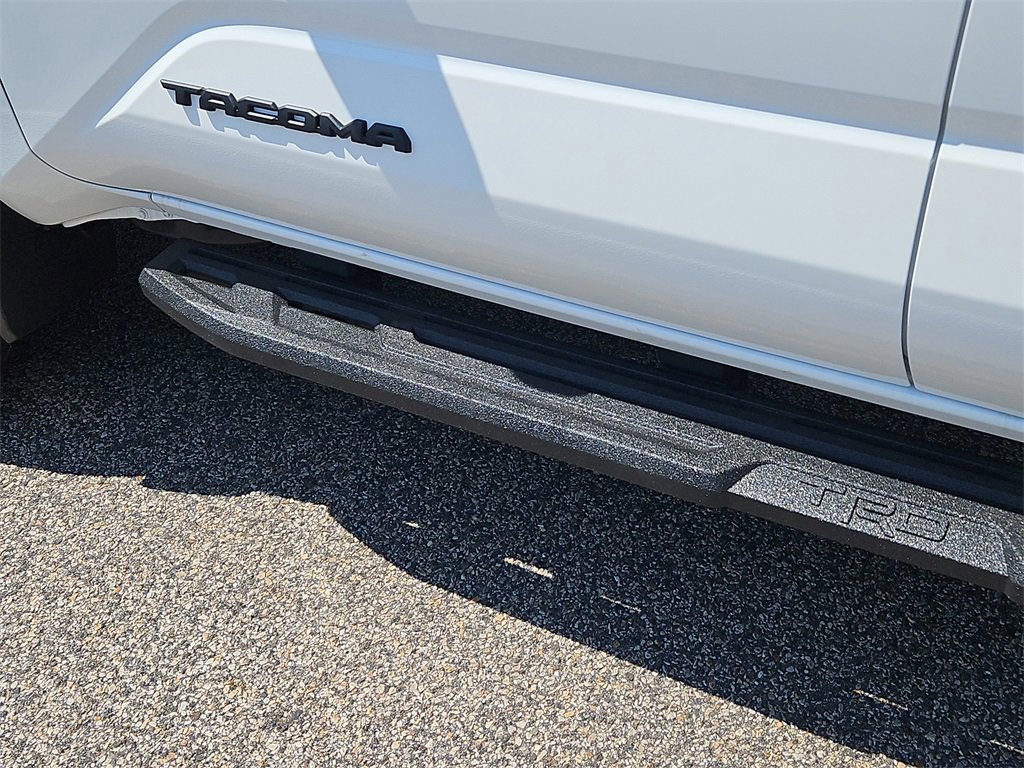 New 2025 Toyota Tacoma SR5 image 9