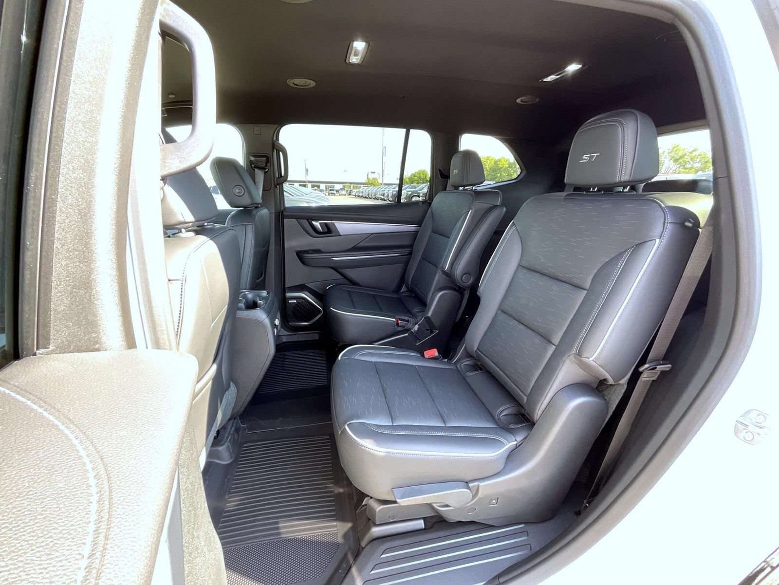 New 2026 Buick Enclave Sport Touring w/ Power Package AWD/4WD image 19