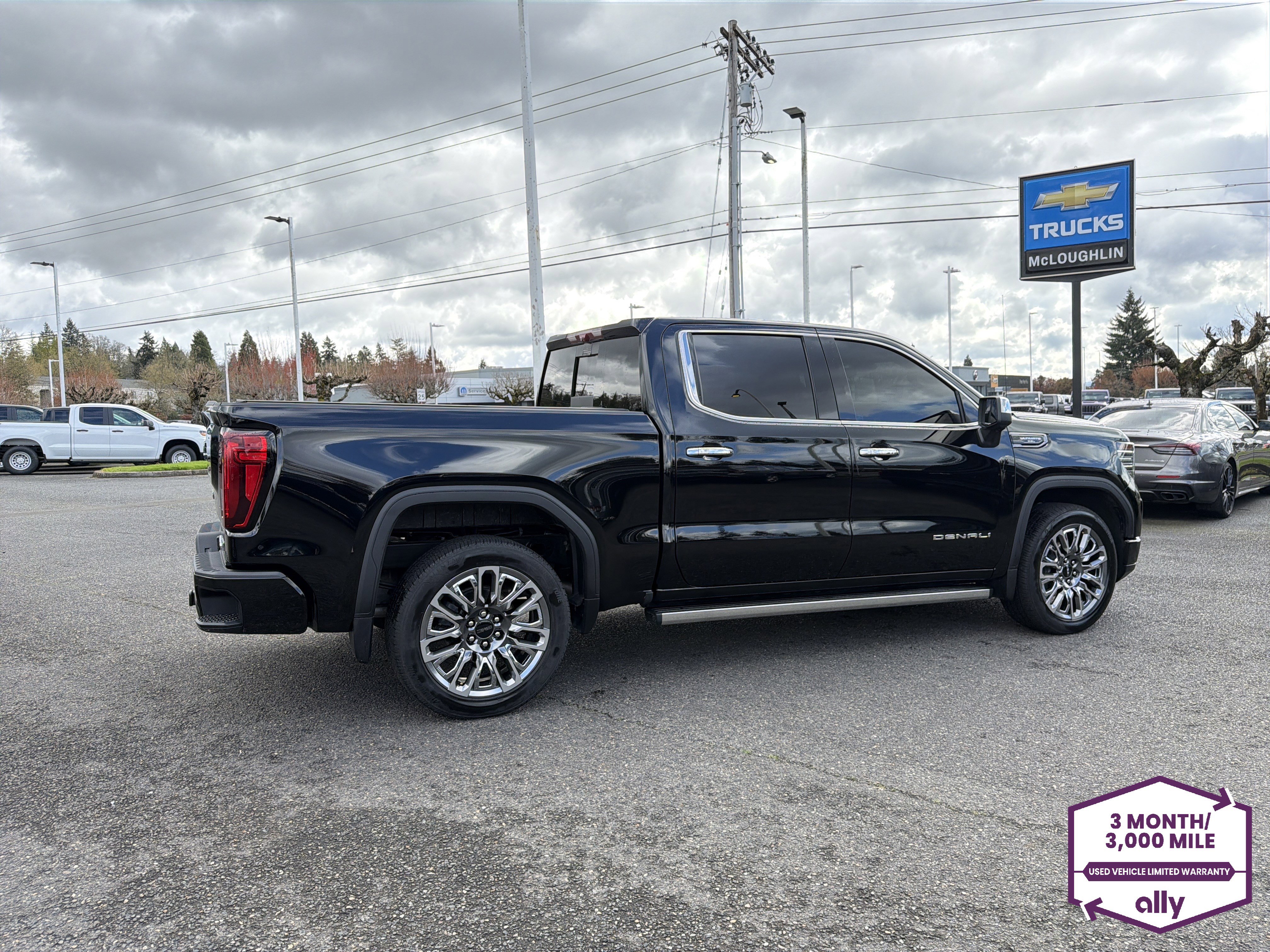 Used 2024 GMC Sierra 1500 Denali Ultimate image 6