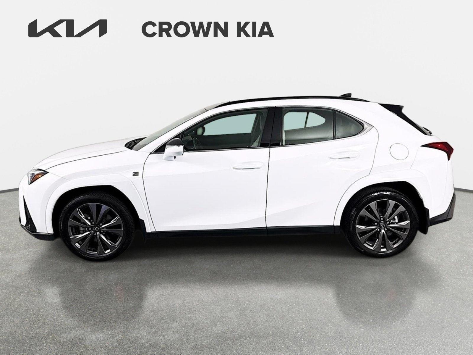 Used 2025 Lexus UX 300h AWD w/ Cold Area Package image 8