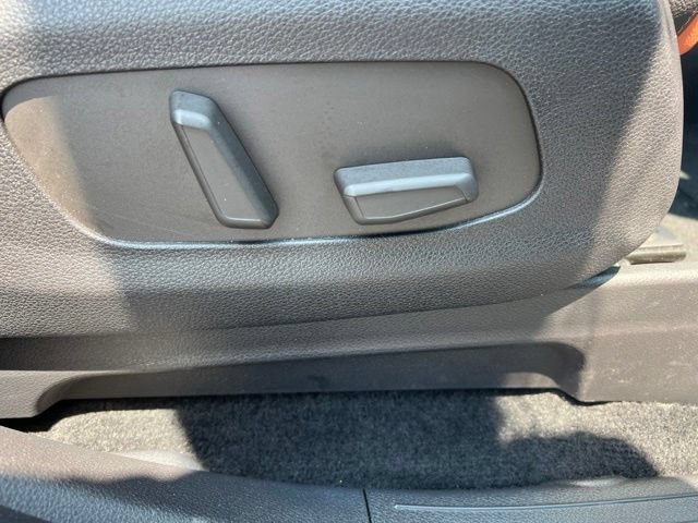 Certified 2025 Kia Carnival SX Prestige FWD image 46