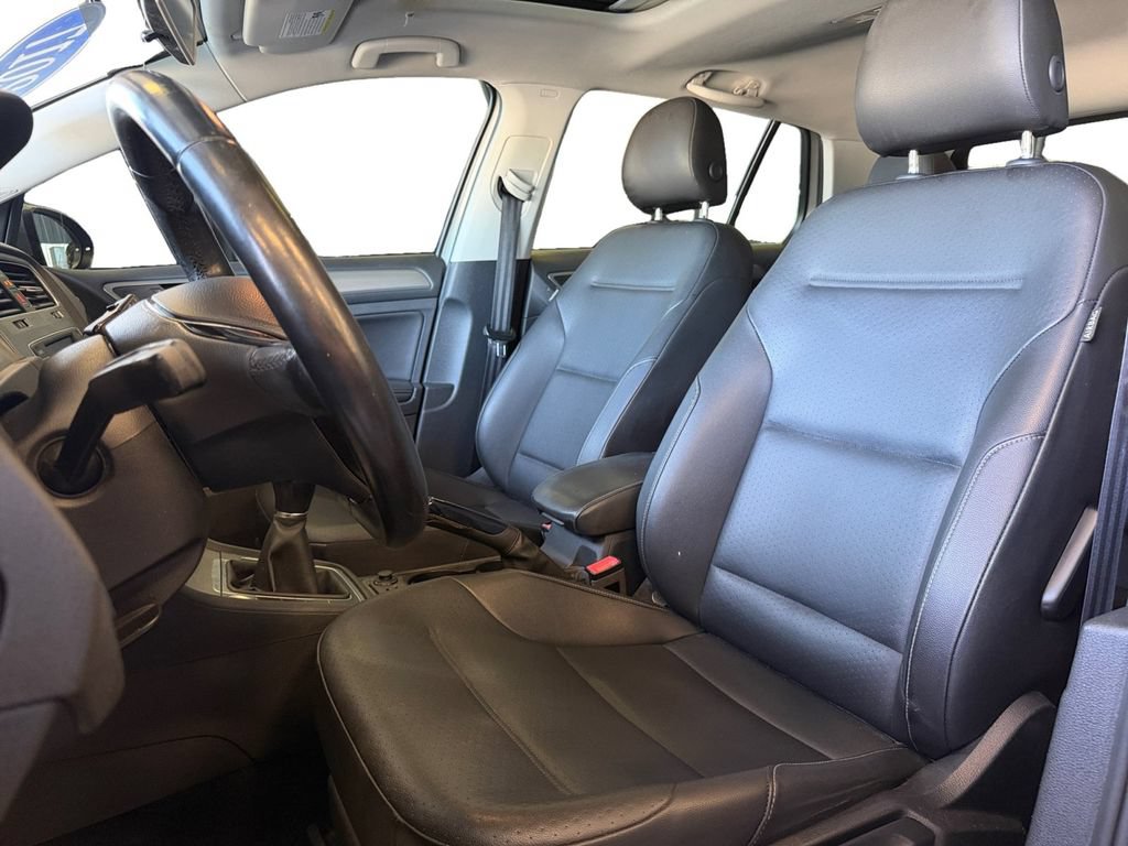 Used 2017 Volkswagen Golf Wolfsburg Edition FWD image 26