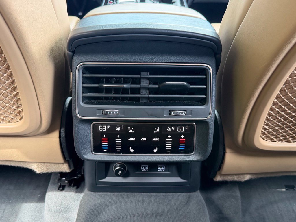 Used 2019 Audi Q8 Prestige w/ Luxury Package AWD/4WD image 52