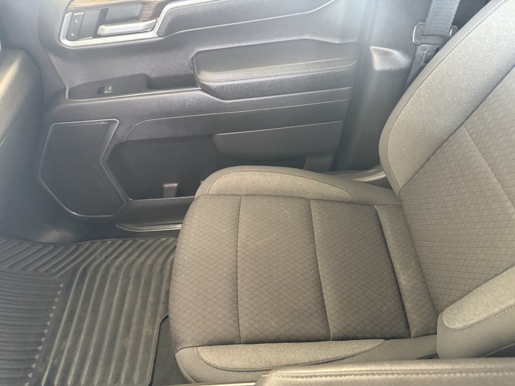 Used 2022 Chevrolet Silverado 1500 LT AWD/4WD image 37