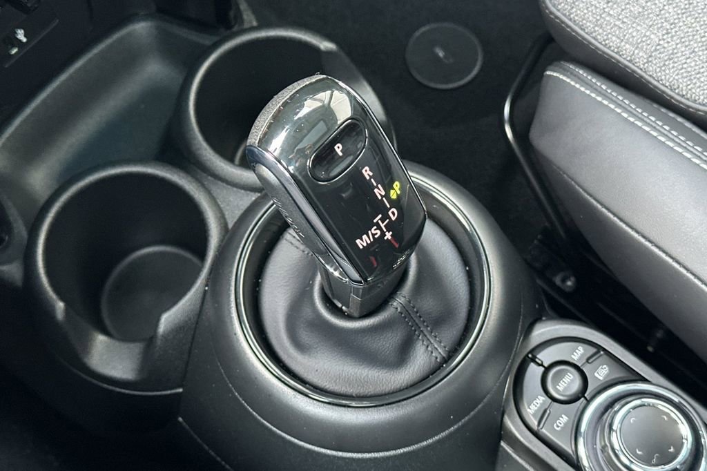 Used 2023 MINI Cooper S w/ Signature Upholstery Package image 20