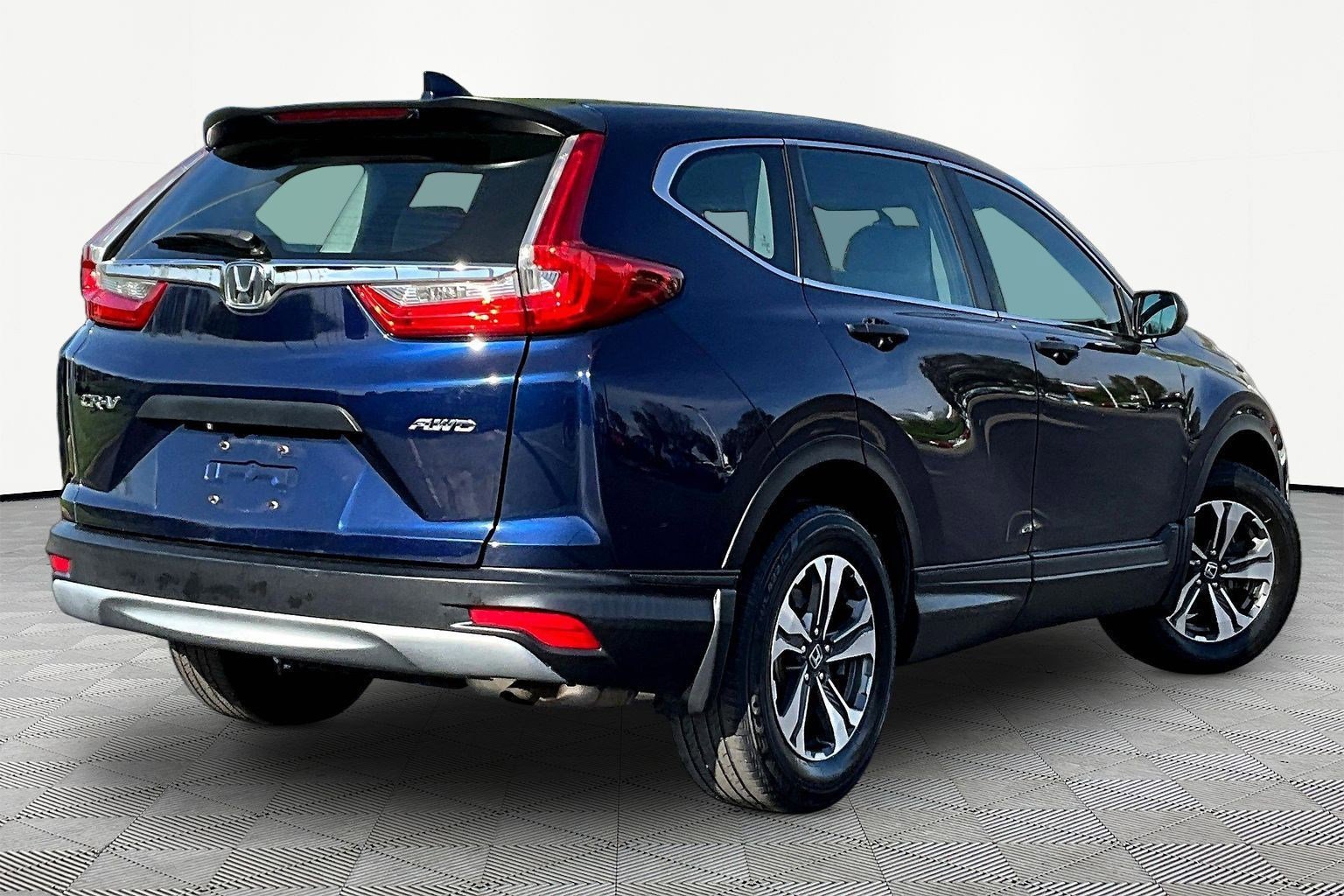 Used 2018 Honda CR-V LX image 6