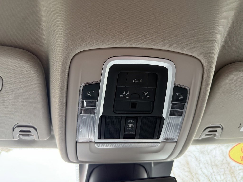 Used 2022 RAM 1500 Laramie image 27