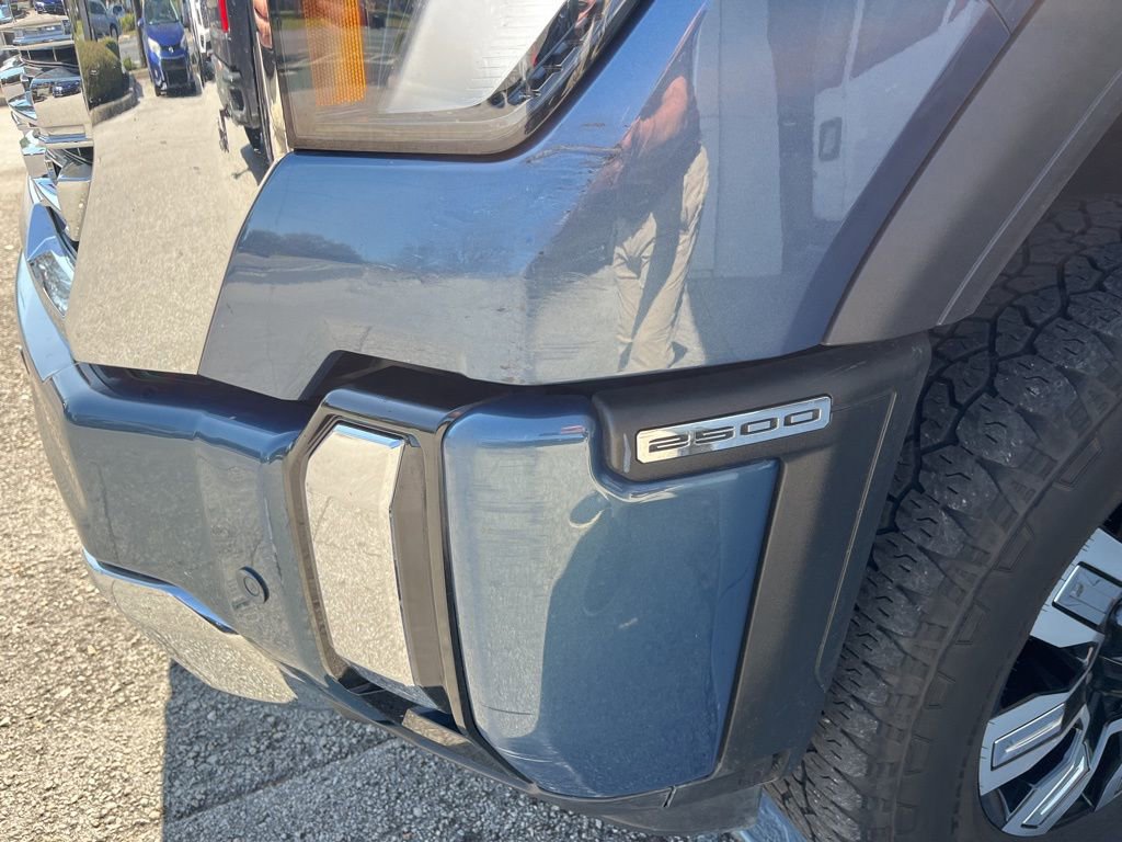 Used 2024 GMC Sierra 2500 Denali w/ Denali Reserve Package image 7