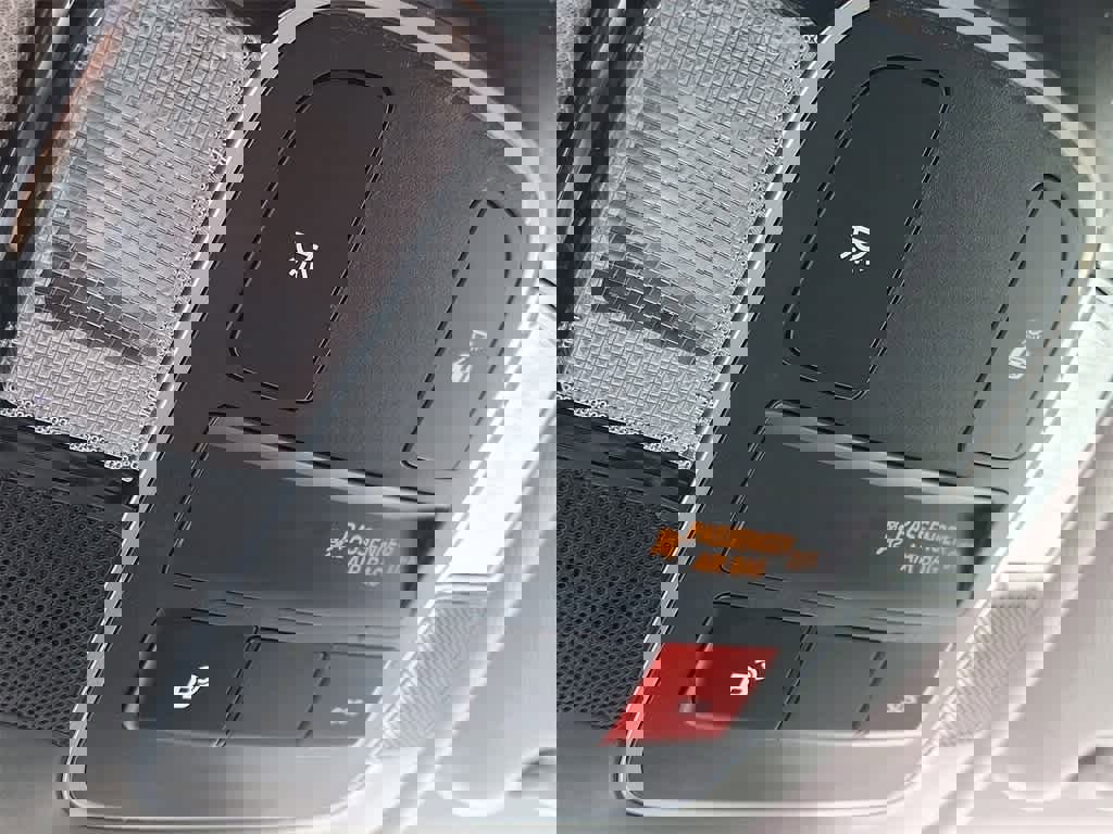 Certified 2025 Hyundai Sonata SE image 22