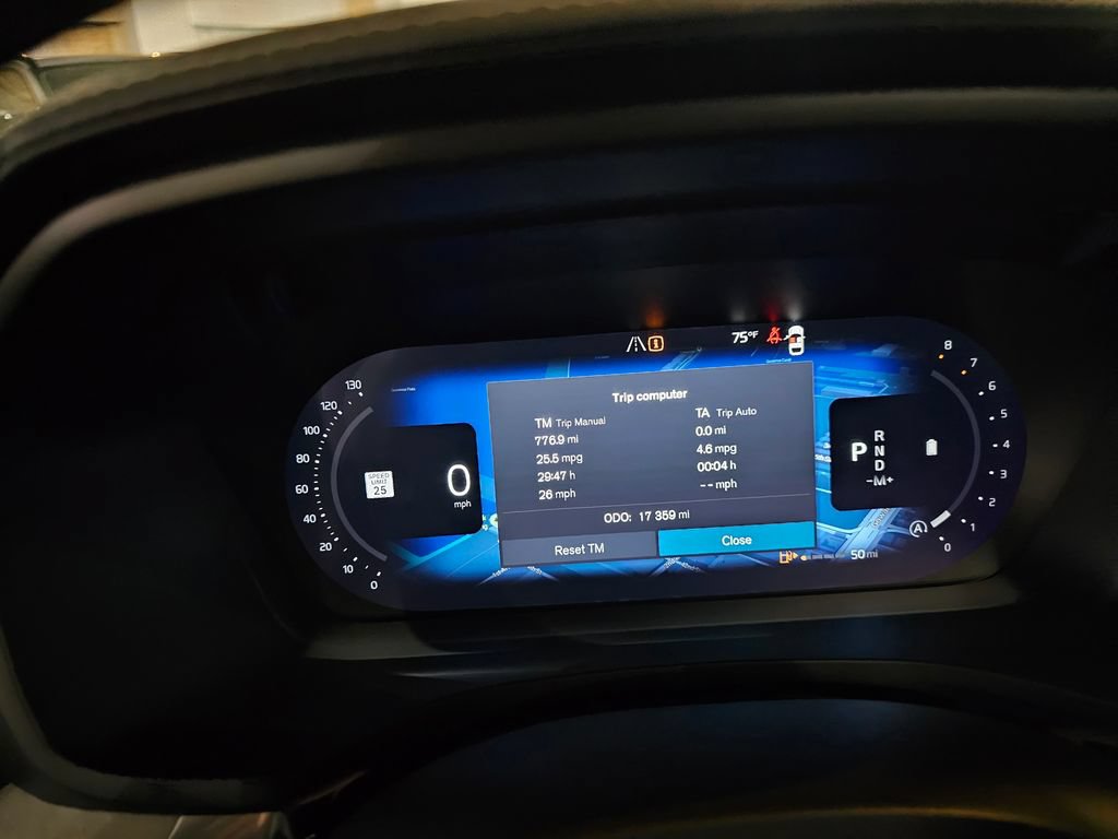 Certified 2025 Volvo V60 B5 Cross Country Ultra AWD/4WD image 19