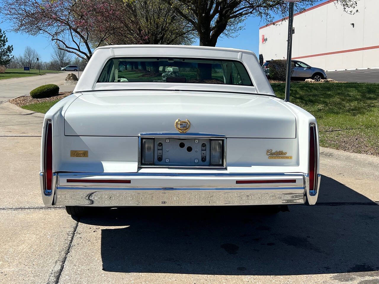 Used 1991 Cadillac De Ville Coupe FWD image 13