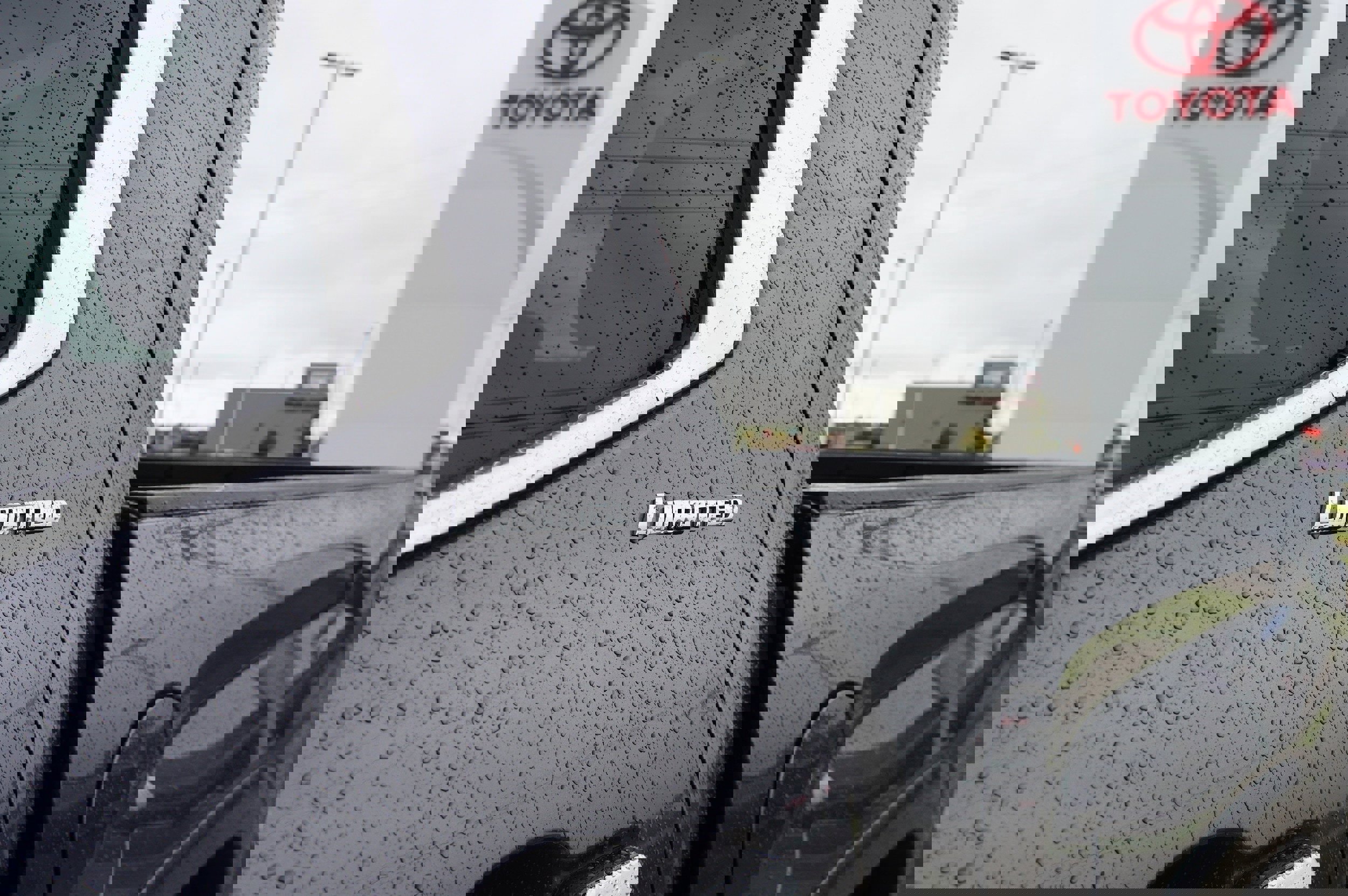 Used 2024 Toyota Tundra Limited image 14