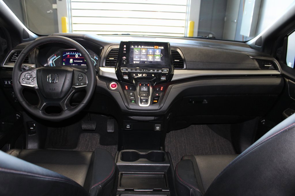 Used 2023 Honda Odyssey Sport image 26
