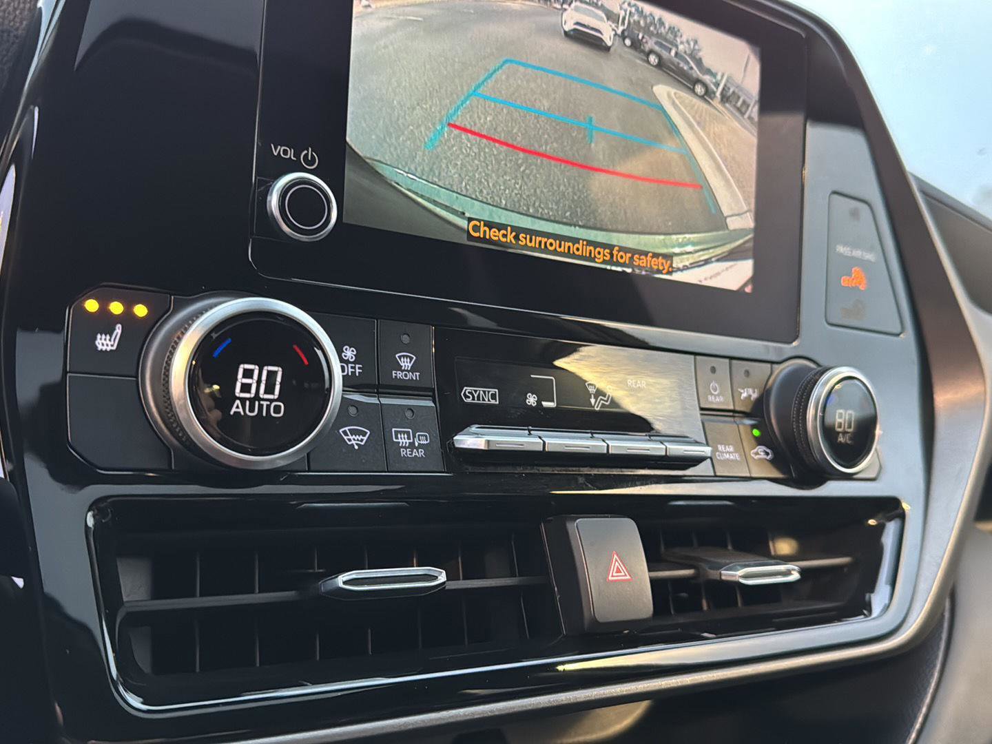 Certified 2023 Toyota Highlander XLE image 23